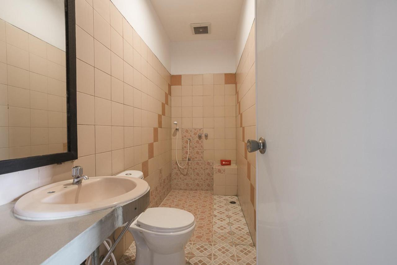 RedDoorz Plus near Jakarta Kota Station - Minimum Stay 6 Nights Exterior foto